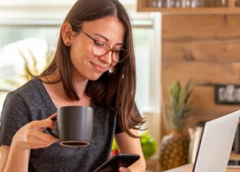 Como trabalhar em casa e ganhar dinheiro na internet