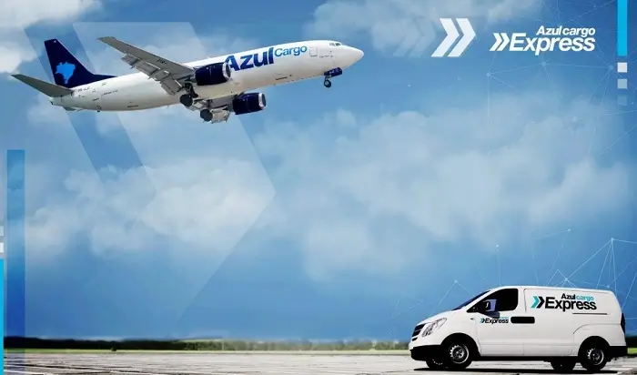 Avião e van da azul Express